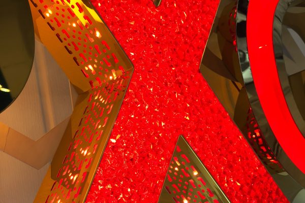 قیمت تابلو چلنیوم در تهران